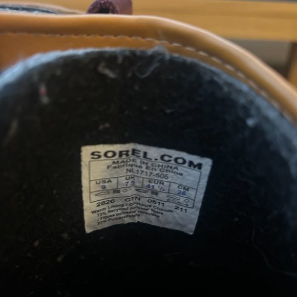 Sorel Snow Boots Size 9 - Picture 6 of 6